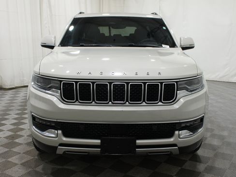 Used 2022 Jeep Wagoneer Series III AWD/4WD image 41