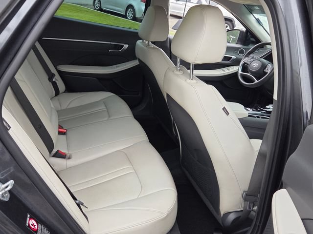 Used 2022 Hyundai Sonata Limited FWD image 15