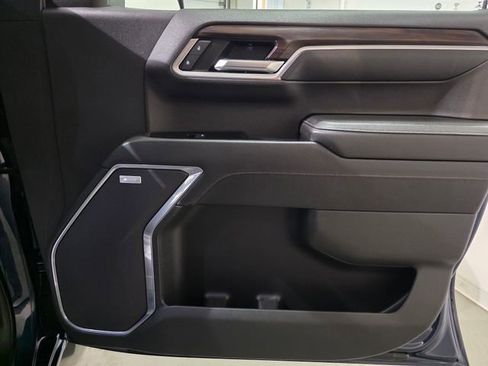 Certified 2022 GMC Sierra 1500 SLT w/ SLT Convenience Package image 29
