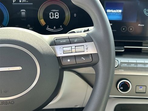 New 2026 Hyundai Kona SE image 24