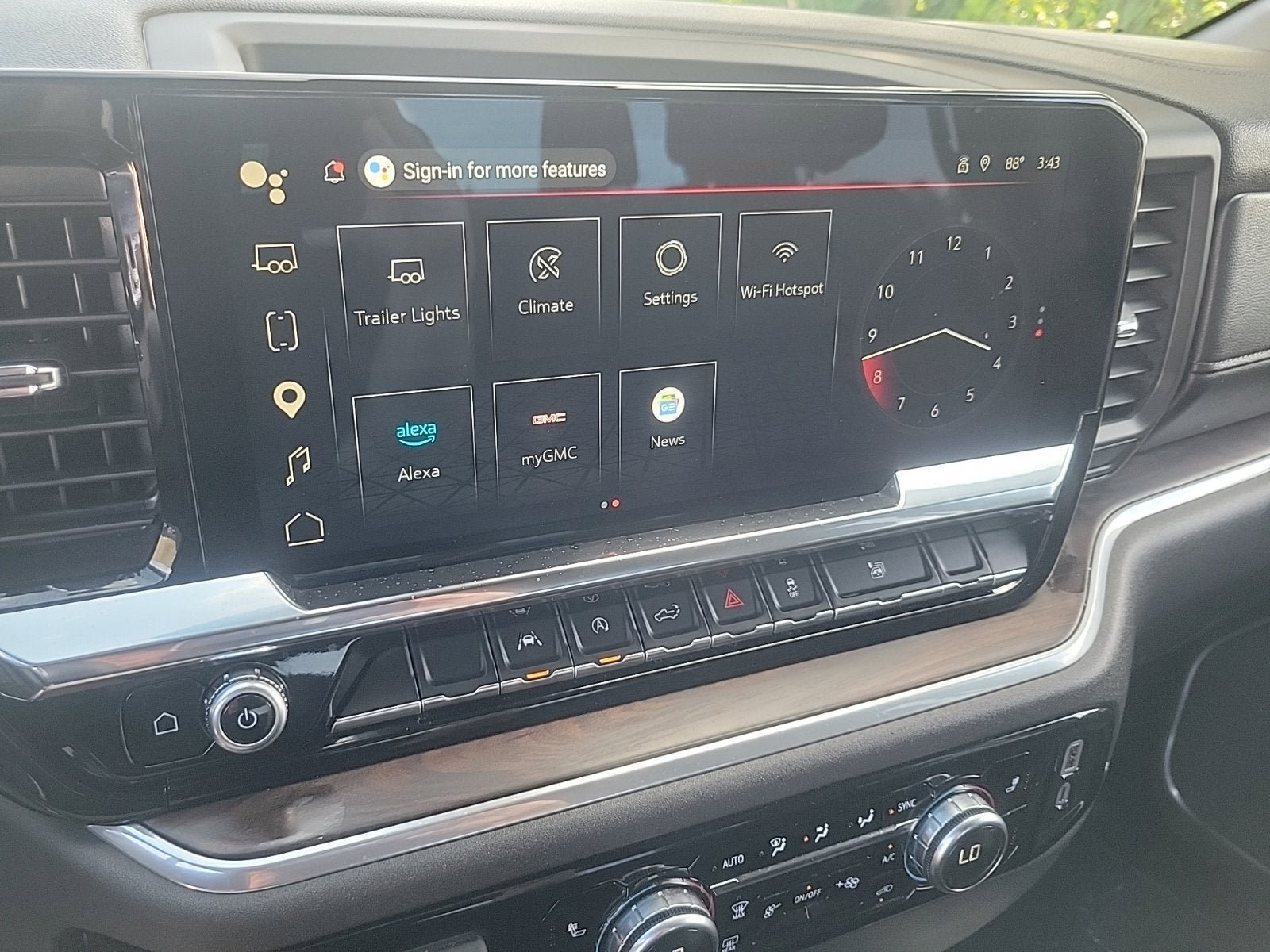 Certified 2025 GMC Sierra 1500 SLT RWD image 21