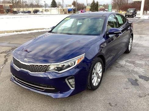 Used 2018 Kia Optima S w/ Panoramic Sunroof Package image 8