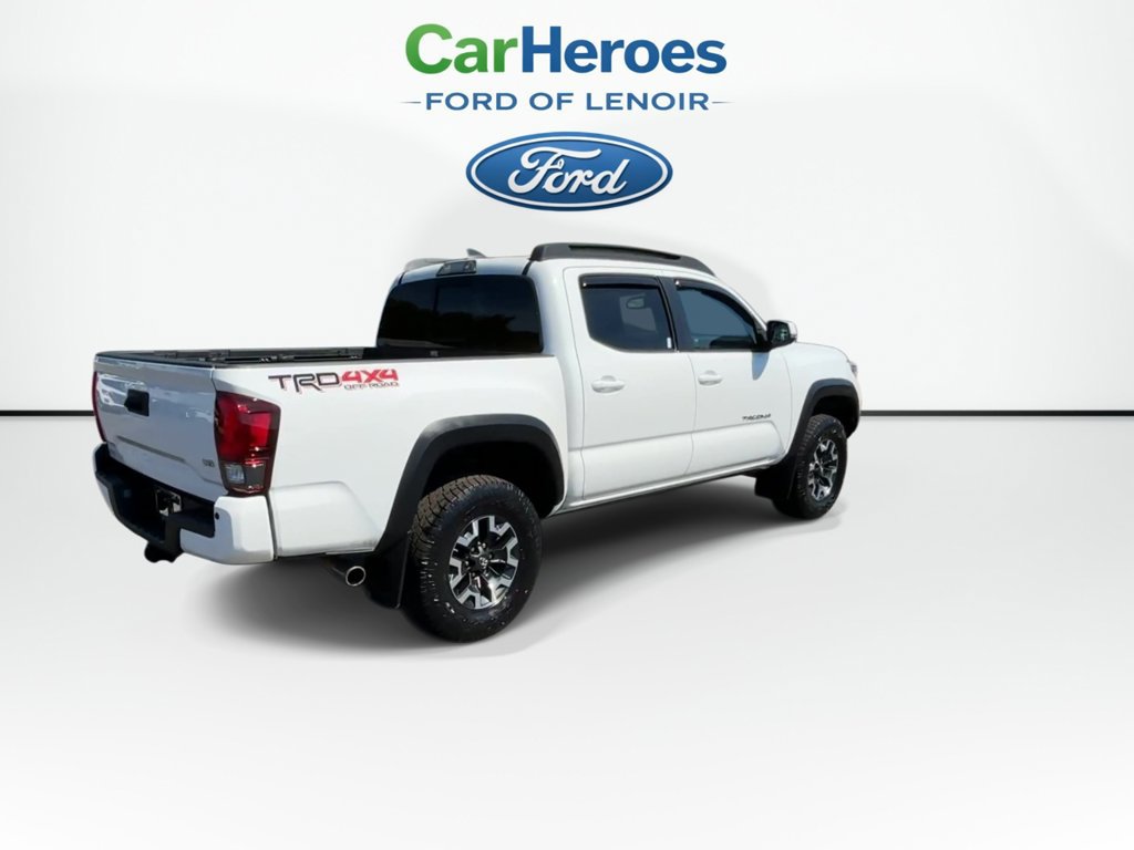 Used 2018 Toyota Tacoma TRD Off-Road w/ Technology Package AWD/4WD image 8
