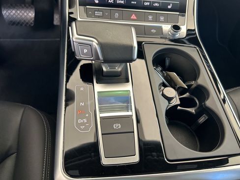 Used 2025 Audi Q7 3.0T Premium Plus image 51