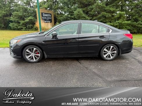 Used 2019 Subaru Legacy 3.6R Limited AWD/4WD image 1