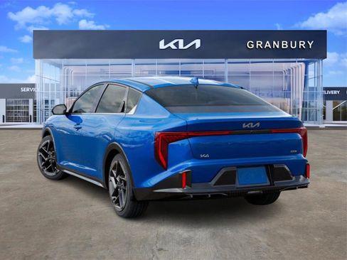 New 2025 Kia K4 GT-Line image 5