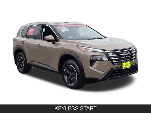 Certified 2024 Nissan Rogue SV w/ SV Premium Package FWD image 2