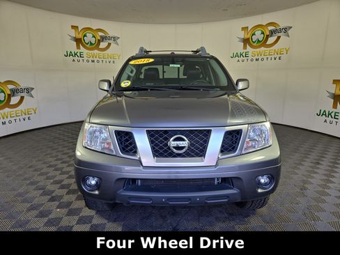 Used 2018 Nissan Frontier PRO-4X w/ Pro-4x Luxury Package AWD/4WD image 2
