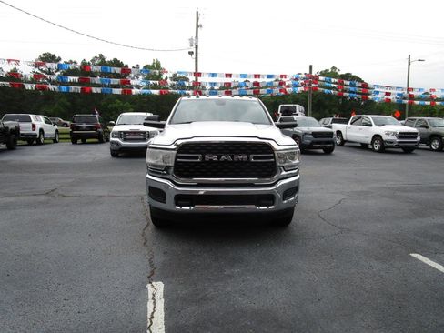 Used 2022 RAM 3500 Big Horn AWD/4WD image 5