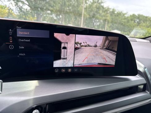 New 2026 Cadillac Vistiq Sport image 25