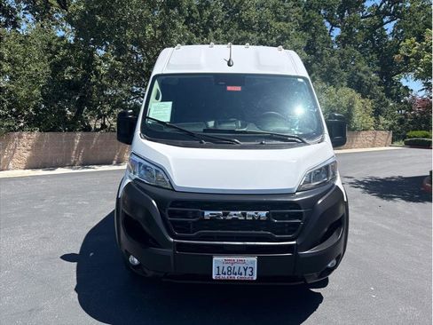 Used 2025 RAM ProMaster 3500 w/ Convenience Group FWD image 4