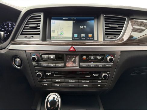 Used 2016 Hyundai Genesis 3.8 w/ Option Group 02 image 14