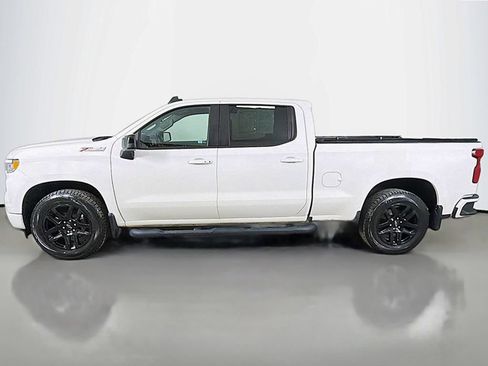 Used 2023 Chevrolet Silverado 1500 RST AWD/4WD image 13