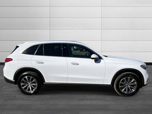 Certified 2025 Mercedes-Benz GLC 300 4MATIC image 2