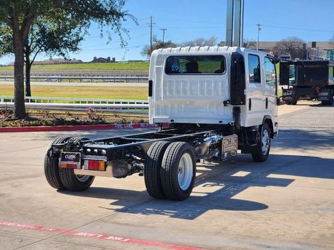 New 2024 Chevrolet Low Cab Forward 4500XD RWD image 12