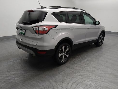 Used 2018 Ford Escape SEL AWD/4WD image 10