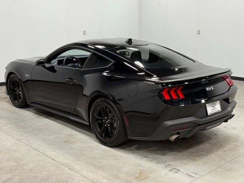 Used 2025 Ford Mustang GT image 9
