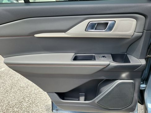 New 2026 Ford Explorer Active RWD image 16
