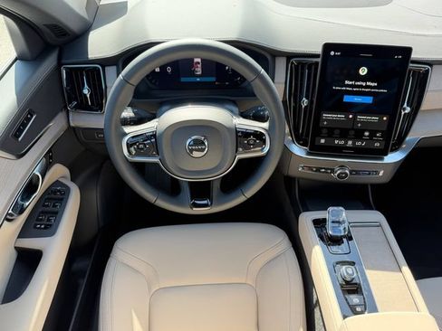 New 2026 Volvo XC90 B5 Core AWD/4WD image 16