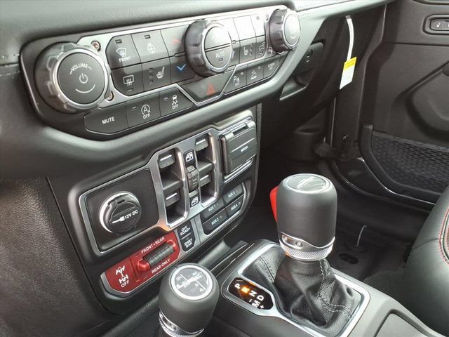 Used 2026 Jeep Gladiator Rubicon AWD/4WD image 23