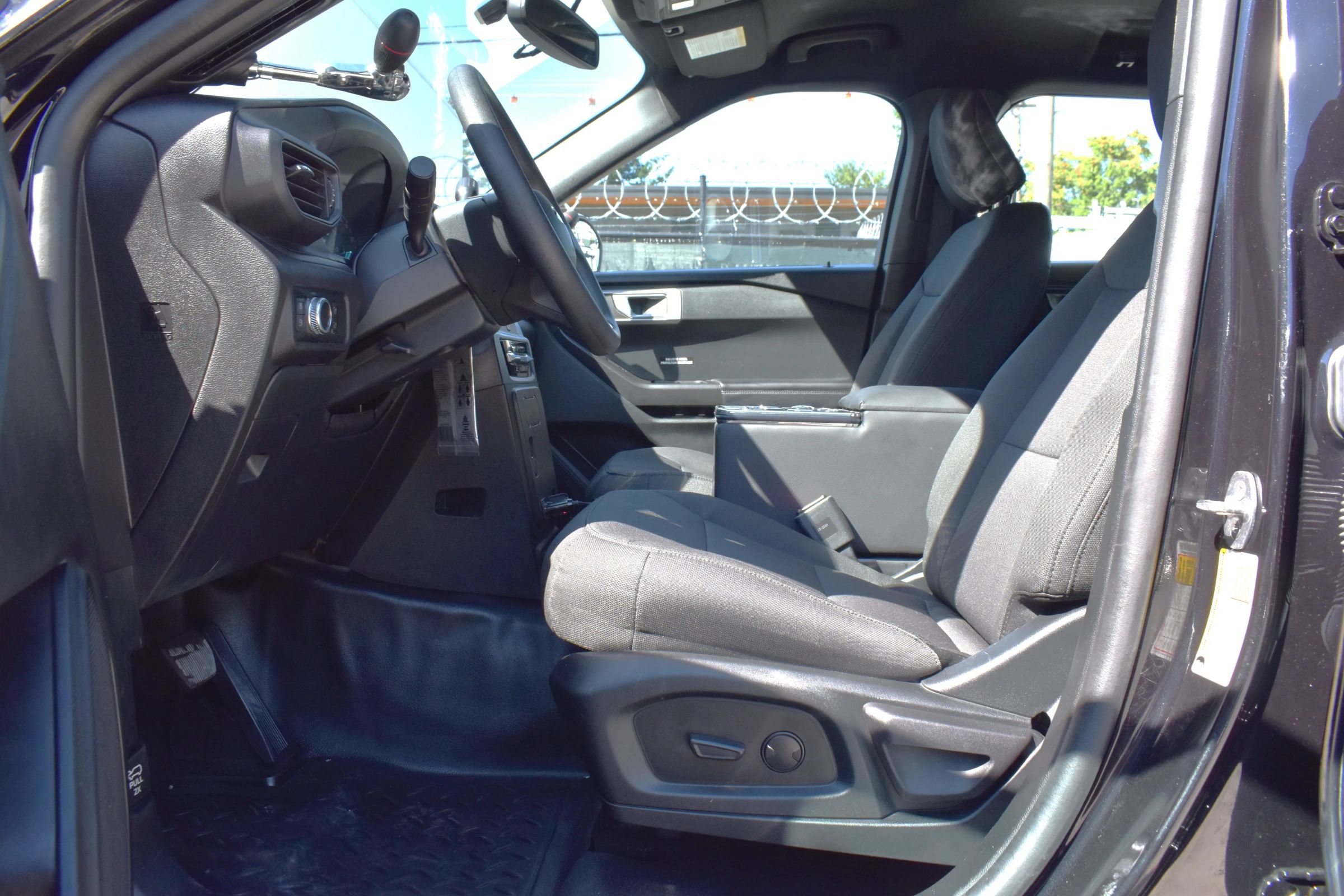 Used 2023 Ford Explorer 4WD Police Interceptor image 10
