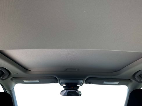 Used 2023 Honda Accord EX image 15
