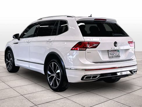 Used 2023 Volkswagen Tiguan SEL R-Line AWD/4WD image 7
