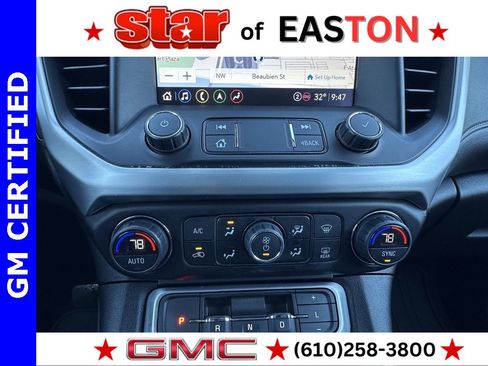 Certified 2022 GMC Acadia SLT w/ Technology Package image 26