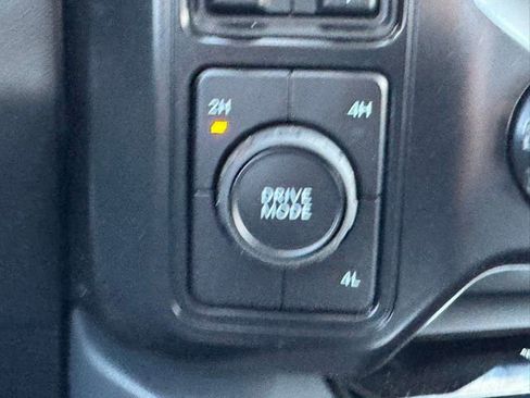 New 2025 Ford F350 Lariat w/ Lariat Ultimate Package image 36