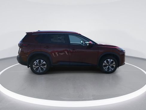 Used 2023 Nissan Rogue SV w/ SV Premium Package image 9