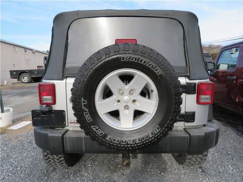 Used 2007 Jeep Wrangler X image 30