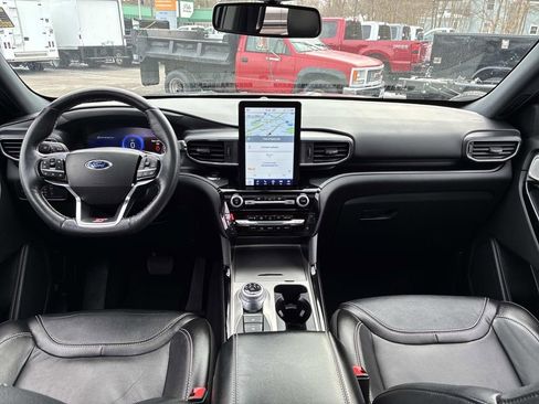 Used 2022 Ford Explorer ST w/ Equipment Group 401A image 18