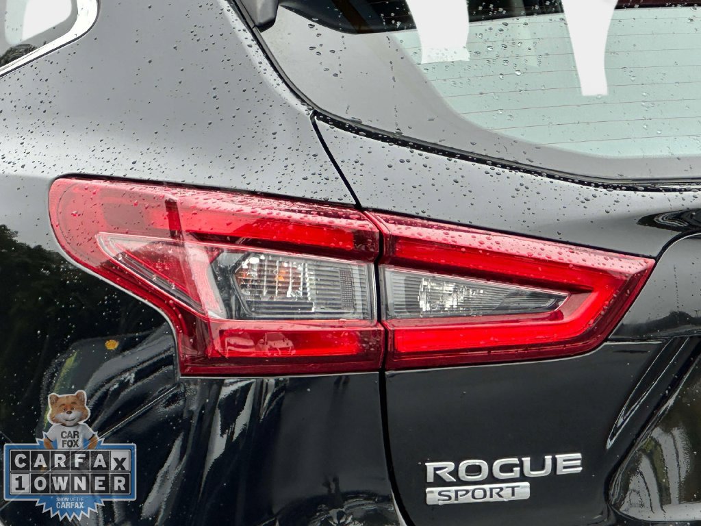 Used 2020 Nissan Rogue Sport SV AWD/4WD image 12