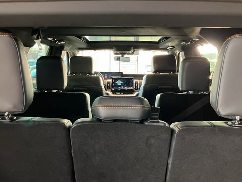 New 2025 Ford Expedition Tremor image 36