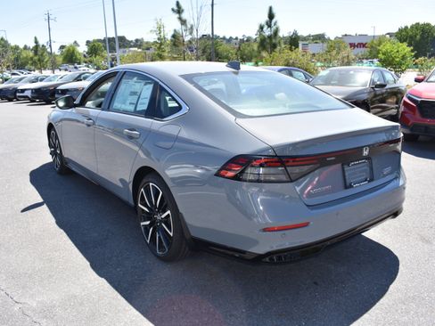 New 2026 Honda Accord Touring image 7