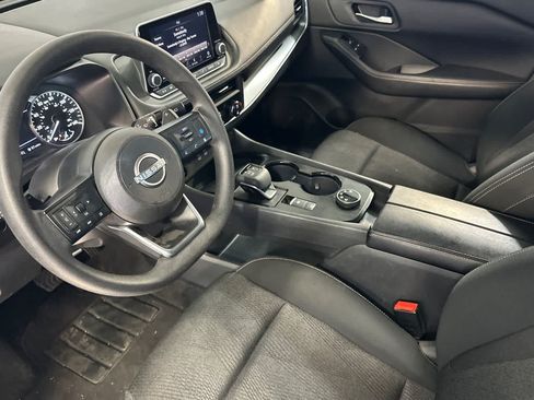 Used 2024 Nissan Rogue SV AWD/4WD image 14