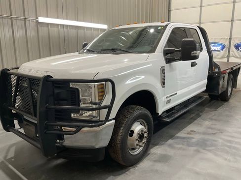 Used 2019 Ford F350 XL w/ XL Value Package image 2