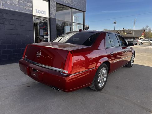 Used 2010 Cadillac DTS Premium w/ Driver Awareness Package image 8
