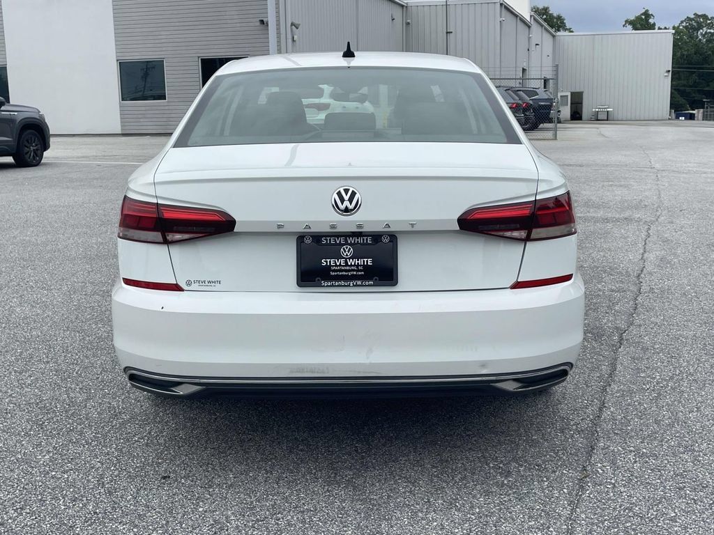 Used 2020 Volkswagen Passat 2.0T SE w/ Sunroof Package FWD image 6