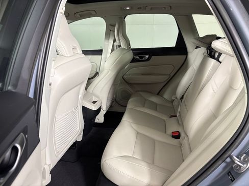 Used 2023 Volvo XC60 B5 Plus w/ Protection Package Premier FWD image 34