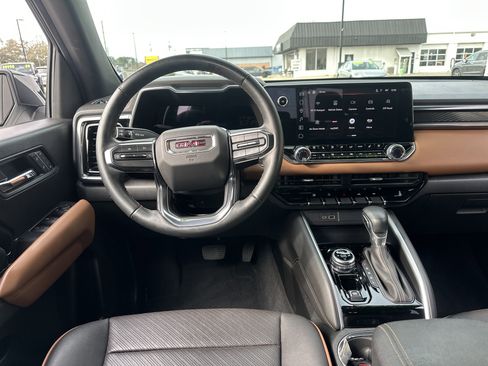 Used 2023 GMC Canyon AT4 w/ AT4 Premium Package image 15