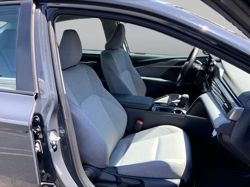 Certified 2025 Toyota Camry LE FWD image 8