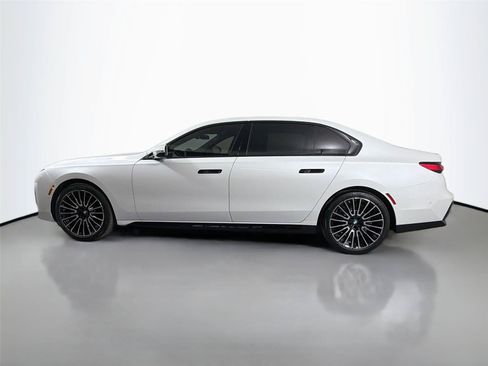 New 2026 BMW 740i w/ Executive Package RWD image 8