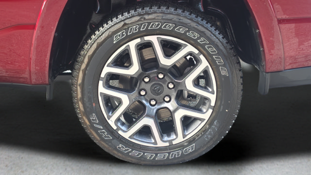 Used 2025 RAM 1500 Laramie w/ Sport Appearance Package AWD/4WD image 19