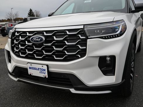 New 2026 Ford Explorer Platinum w/ LUX Leather Package image 11