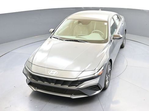 New 2025 Hyundai Elantra Sport image 41