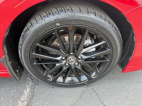 Used 2022 Toyota Camry XSE image 7