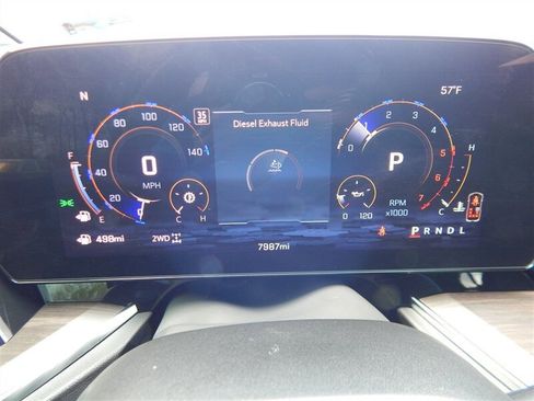 Used 2026 Chevrolet Suburban Z71 w/ Comfort Package AWD/4WD image 32