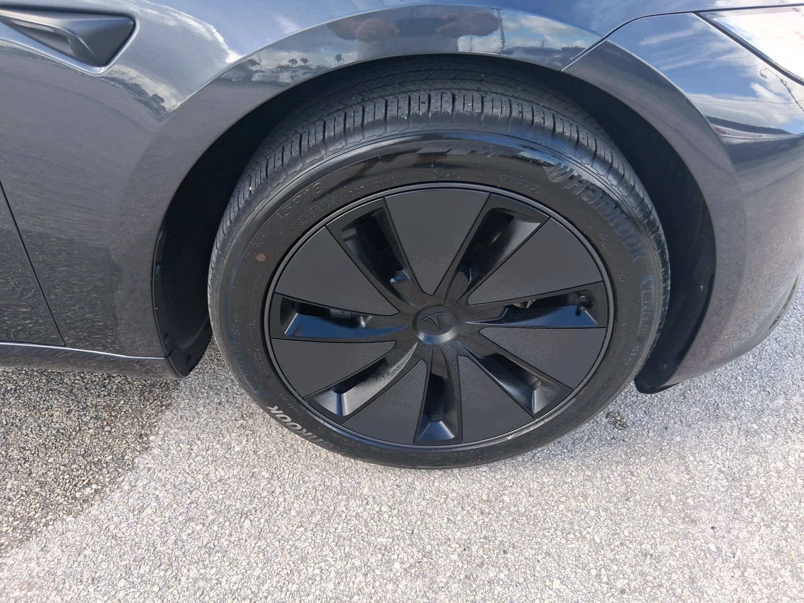 Used 2024 Tesla Model 3 Standard Range RWD image 17
