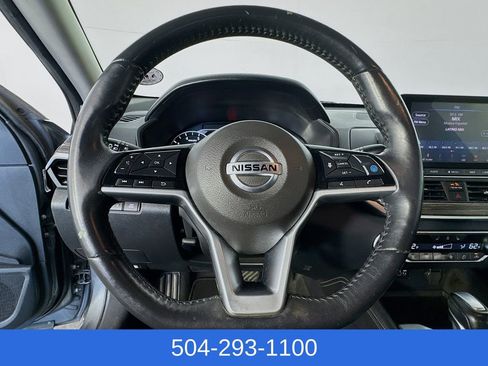 Used 2019 Nissan Altima 2.5 SL FWD image 12